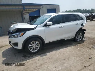 2017 Kia Sorento LX with VIN 5XYPGDA51HG333809, listed as a Copart auction lot 60897285 with 43,136 mi miles and Salvage title. Bid and sale history available at DreamBid. Image 1.