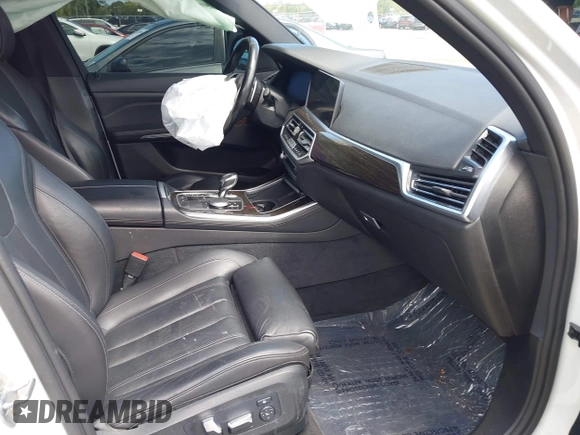 2019 BMW X5 xDrive40i with VIN 5UXCR6C51KLK83456, listed as a IAAI auction lot 42027389 with 94,332 mi miles and . Bid and sale history available at DreamBid. Image 5.