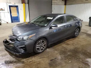 2019 Kia Forte S with VIN 3KPF34AD5KE135379, listed as a Copart auction lot 82122384 with 61,665 mi miles and Salvage Title. Bid and sale history available at carsss.com. Image 1.
