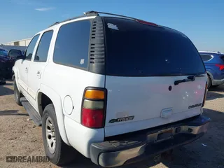 2005 Chevrolet Tahoe LT with VIN 1GNEC13T25R139386, listed as a IAAI auction lot 41670371 with 309,414 mi miles. Bid and sale history available at carsss.com. Image 3.