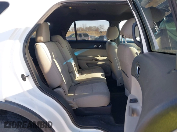 2013 Ford Explorer with VIN 1FM5K8B89DGC94444, listed as a IAAI auction lot 41872722 with 123,172 mi miles and . Bid and sale history available at carsss.com. Image 8.