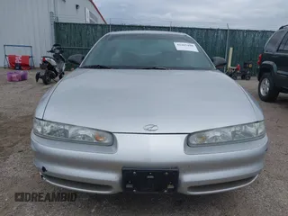 2002 Oldsmobile Intrigue GX z VIN 1G3WH52H22F149397, wystawiony jako IAAI lot #42265108 z przebiegiem 107 834 mil mil oraz . Historia ofert i sprzedaży dostępna na DreamBid. Obrazek 6.