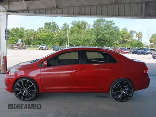 2012 Toyota Yaris с VIN JTDBT4K33C1421773, выставлен на аукционе IAAI как лот 42329735 с пробегом 183 054 миль миль и . История ставок и продаж доступна на DreamBid. Изображение 14.