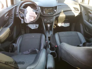 2019 Chevrolet Trax LT z VIN 3GNCJLSB4KL389877, wystawiony jako Copart lot #45202175 z przebiegiem 35 394 mil mil oraz Szkoda całkowita • Salvage title. Historia ofert i sprzedaży dostępna na DreamBid. Obrazek 8.