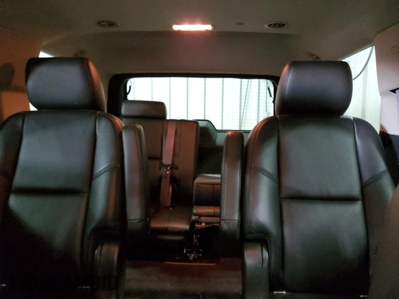 2011 Cadillac Escalade Premium z VIN 1GYS4CEF9BR223089, wystawiony jako Copart lot #45813665 z przebiegiem 115 313 mil mil oraz Szkody całkowita. Historia ofert i sprzedaży dostępna na DreamBid. Obrazek 10.