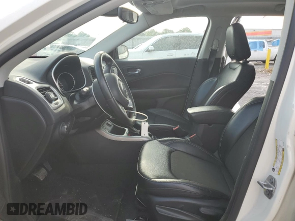 2021 Jeep Compass Latitude с VIN 3C4NJCBB7MT510051, выставлен на аукционе Copart как лот 55115185 с пробегом 53 788 миль миль и Списание • Salvage title. История ставок и продаж доступна на DreamBid. Изображение 7.