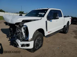 2024 Ford F-250 XL z VIN 1FT8W2BM3REC31696, wystawiony jako Copart lot #56324085 z przebiegiem Nie podano mil oraz Szkoda całkowita • Salvage title. Historia ofert i sprzedaży dostępna na DreamBid. Obrazek 1.