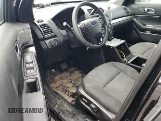 2017 Ford Police Interceptor Utility z VIN 1FM5K8AR1HGC86984, wystawiony jako Copart lot #54294055 z przebiegiem 152 577 mil mil oraz Szkoda całkowita • Salvage title. Historia ofert i sprzedaży dostępna na DreamBid. Obrazek 8.