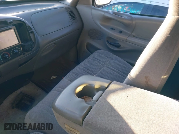 1997 Ford F-150 с VIN 2FTDX08W7VCA18436, выставлен на аукционе IAAI как лот 41237849 с пробегом 201 419 миль миль и . История ставок и продаж доступна на DreamBid. Изображение 5.