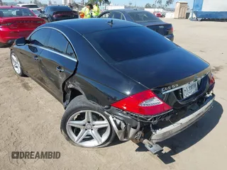 2010 Mercedes-Benz CLS 550 with VIN WDDDJ7CB0AA164094, listed as a IAAI auction lot 42709887 with 83,092 mi miles and . Bid and sale history available at DreamBid. Image 3.