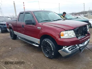 2005 Ford F-150 XLT with VIN 1FTPX12595FA43412, listed as a IAAI auction lot 41902118 with 198,025 mi miles. Bid and sale history available at carsss.com. Image 1.