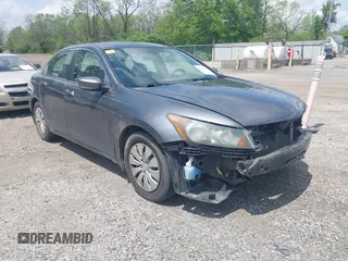 2010 Honda Accord LX z VIN 1HGCP2F36AA191149, wystawiony jako IAAI lot #42162132 z przebiegiem 186 644 mil mil oraz . Historia ofert i sprzedaży dostępna na DreamBid. Obrazek 1.
