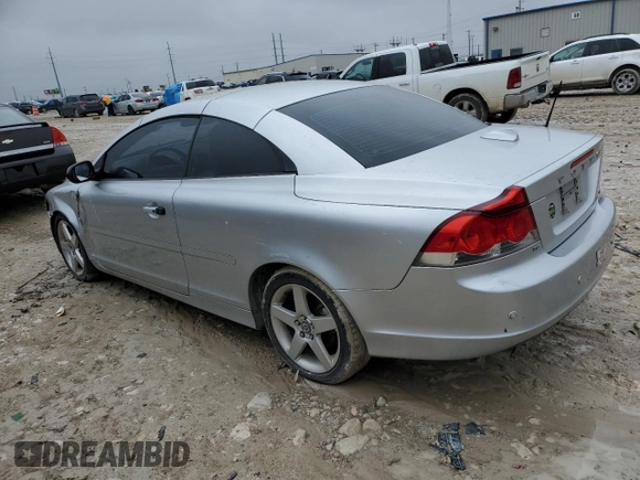 2009 Volvo C70 with VIN YV1MC67289J075064, listed as a Copart auction lot 45045255 with 91,585 mi miles and Clean Title. Bid and sale history available at carsss.com. Image 2.