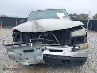 2006 Chevrolet Silverado 1500 LT1 with VIN 1GCEC19V96Z182898, listed as a IAAI auction lot 41135457 with 152,973 mi miles. Bid and sale history available at carsss.com. Image 6.