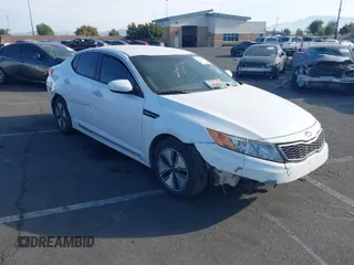 2013 Kia Optima EX with VIN KNAGM4AD9D5056052, listed as a IAAI auction lot 41896471 with 176,579 mi miles. Bid and sale history available at carsss.com. Image 1.