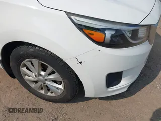 2016 Kia Sedona LX z VIN KNDMB5C16G6125279, wystawiony jako IAAI lot #42477509 z przebiegiem 114 430 mil mil oraz . Historia ofert i sprzedaży dostępna na DreamBid. Obrazek 12.