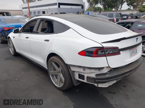 2013 Tesla Model S with VIN 5YJSA1CN1DFP07344, listed as a IAAI auction lot 42746574 with 181,538 mi miles and . Bid and sale history available at DreamBid. Image 3.