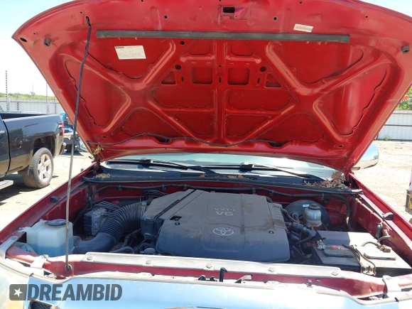 2010 Toyota Tacoma PreRunner with VIN 3TMJU4GN3AM105454, listed as a IAAI auction lot 42321358 with 113,714 mi miles and . Bid and sale history available at DreamBid. Image 10.