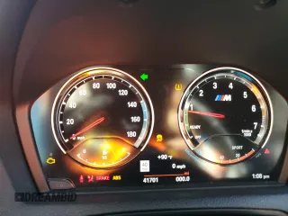 2018 BMW M2 z VIN WBS1J5C5XJVD36759, wystawiony jako Copart lot #81951654 z przebiegiem 41 701 mil mil oraz Szkoda całkowita • Salvage title. Historia ofert i sprzedaży dostępna na DreamBid. Obrazek 9.