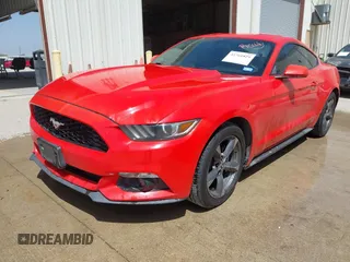 2015 Ford Mustang V6 z VIN 1FA6P8AM7F5329737, wystawiony jako IAAI lot #42761829 z przebiegiem 125 495 mil mil oraz . Historia ofert i sprzedaży dostępna na DreamBid. Obrazek 2.
