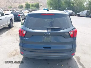 2019 Ford Escape S с VIN 1FMCU0F7XKUB11720, выставлен на аукционе IAAI как лот 41998032 с пробегом 149 058 миль миль и . История ставок и продаж доступна на DreamBid. Изображение 16.