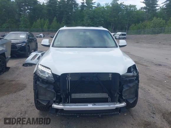 2015 Audi Q7 Premium Plus with VIN WA1LGAFE3FD008123, listed as a IAAI auction lot 42524845 with 94,785 mi miles and . Bid and sale history available at DreamBid. Image 18.