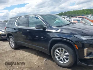 2023 Chevrolet Traverse LS z VIN 1GNERFKW9PJ319344, wystawiony jako IAAI lot #42181237 z przebiegiem 33 760 mil mil oraz . Historia ofert i sprzedaży dostępna na DreamBid. Obrazek 13.
