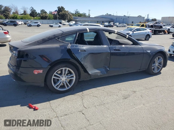 2016 Tesla Model S 90D with VIN 5YJSA1E2XGF129106, listed as a Copart auction lot 59162185 with 136,004 mi miles and Salvage title. Bid and sale history available at DreamBid. Image 3.