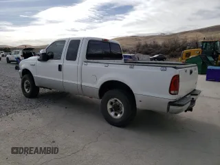 2003 Ford Super Duty F-250 XL with VIN 1FTNX21P23ED47832, listed as a Copart auction lot 47049375 with 291,015 mi miles and Salvage Title. Bid and sale history available at carsss.com. Image 2.