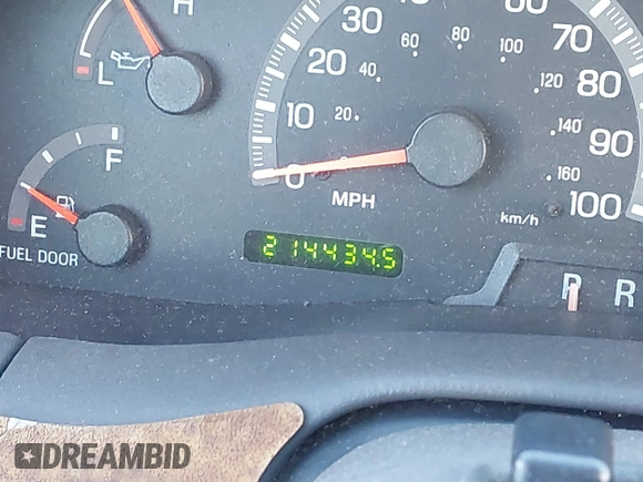 1999 Ford Expedition XLT z VIN 1FMRU1760XLB99695, wystawiony jako IAAI lot #41396676 z przebiegiem 214 434 mil mil oraz . Historia ofert i sprzedaży dostępna na DreamBid. Obrazek 15.