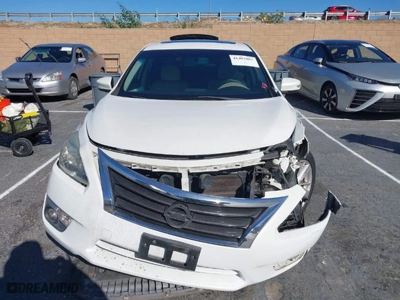 2014 Nissan Altima 2.5 S with VIN 1N4AL3AP6EC119529, listed as a IAAI auction lot 41403081 with NaN miles. Bid and sale history available at carsss.com. Image 13.