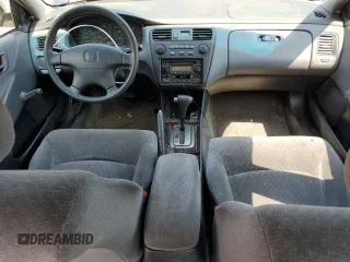 2002 Honda Accord VP z VIN 1HGCF86672A172286, wystawiony jako Copart lot #59795775 z przebiegiem 163 699 mil mil oraz Szkoda całkowita • Salvage title. Historia ofert i sprzedaży dostępna na DreamBid. Obrazek 8.