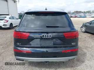 2018 Audi Q7 Prestige z VIN WA1VAAF75JD025929, wystawiony jako IAAI lot #41976794 z przebiegiem 89 640 mil mil oraz . Historia ofert i sprzedaży dostępna na DreamBid. Obrazek 16.