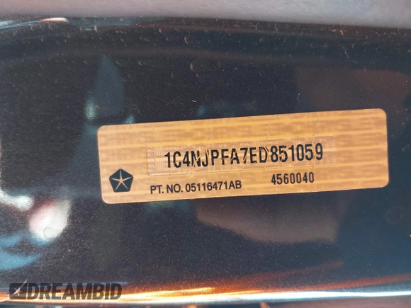 2014 Jeep Patriot High Altitude with VIN 1C4NJPFA7ED851059, listed as a IAAI auction lot 41306629 with 156,270 mi miles and . Bid and sale history available at carsss.com. Image 9.