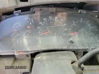 2001 Ford F-350 XL with VIN 1FTSW30S21ED10763, listed as a Copart auction lot 42611925 with 208,484 mi miles and Salvage Title. Bid and sale history available at DreamBid. Image 9.