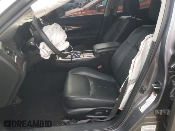 2019 Infiniti Q70 Luxe with VIN JN1BY1AR9KM585437, listed as a Copart auction lot 46824235 with 35,488 mi miles and Salvage Title. Bid and sale history available at DreamBid. Image 7.