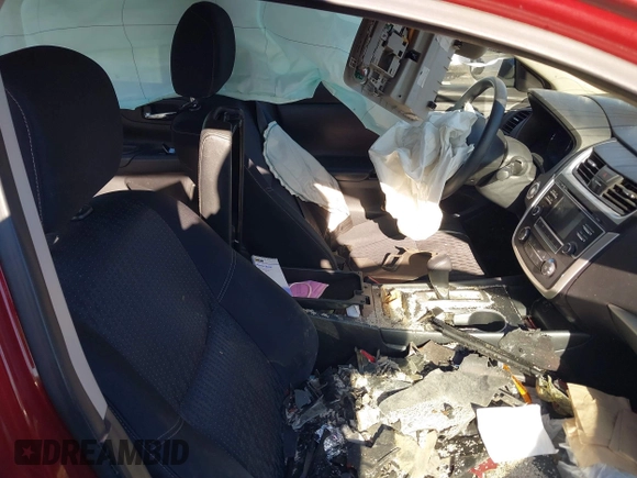 2016 Nissan Altima 2.5 S with VIN 1N4AL3AP3GN371049, listed as a IAAI auction lot 41039536 with Not Provided miles. Bid and sale history available at carsss.com. Image 5.