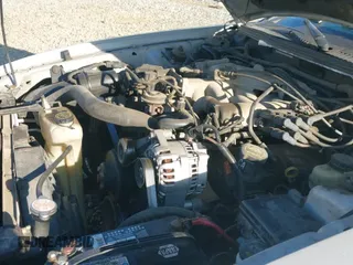 2004 Ford Mustang Deluxe с VIN 1FAFP44684F133237, выставлен на аукционе IAAI как лот 43309110 с пробегом 159 217 миль миль и . История ставок и продаж доступна на DreamBid. Изображение 19.