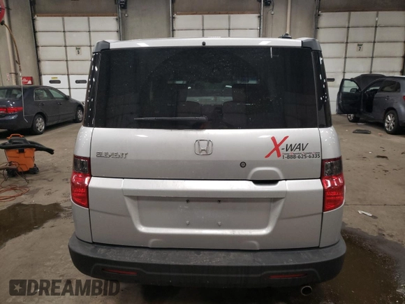 2010 Honda Element EX with VIN 5J6YH1H70AL005440, listed as a Copart auction lot 82518044 with 38,438 mi miles and Salvage Title. Bid and sale history available at DreamBid. Image 6.