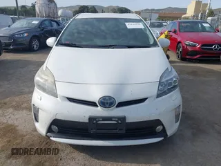 2013 Toyota Prius One with VIN JTDKN3DU9D5685925, listed as a IAAI auction lot 42142830 with 166,976 mi miles and . Bid and sale history available at DreamBid. Image 12.