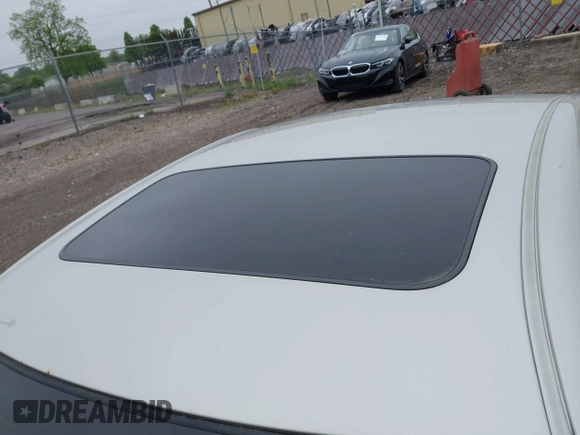 2005 Lexus ES 350 with VIN JTHBA30G155136618, listed as a IAAI auction lot 42268707 with 173,304 mi miles and . Bid and sale history available at DreamBid. Image 13.