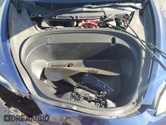 2019 Tesla Model 3 Mid Range z VIN 5YJ3E1EAXKF299345, wystawiony jako Copart lot #58335555 z przebiegiem 69 372 mil mil oraz Szkody całkowita. Historia ofert i sprzedaży dostępna na DreamBid. Obrazek 11.