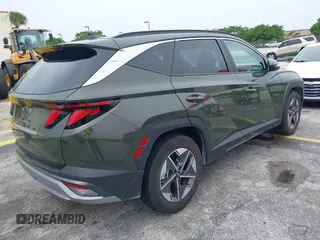 2025 Hyundai Tucson SEL with VIN 5NMJB3DE3SH491981, listed as a IAAI auction lot 42428830 with 17,327 mi miles and . Bid and sale history available at DreamBid. Image 4.