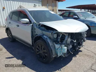 2020 Nissan Rogue S z VIN 5N1AT2MT9LC754458, wystawiony jako IAAI lot #42091440 z przebiegiem 102 338 mil mil oraz . Historia ofert i sprzedaży dostępna na DreamBid. Obrazek 1.