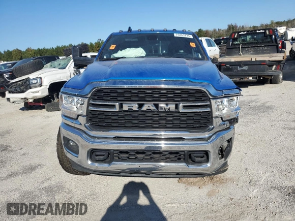 2022 Ram 3500 SLT with VIN 3C63R3HL3NG119609, listed as a Copart auction lot 76263734 with 193,448 mi miles and Salvage Title. Bid and sale history available at carsss.com. Image 5.