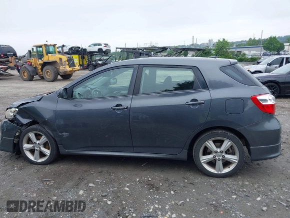 2009 Toyota Matrix S with VIN 2T1KE40E69C017871, listed as a IAAI auction lot 42526992 with 162,619 mi miles and . Bid and sale history available at DreamBid. Image 13.