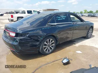 2018 Lincoln Continental Livery z VIN 1LN6L9HK7J5617763, wystawiony jako IAAI lot #42191201 z przebiegiem 128 879 mil mil oraz . Historia ofert i sprzedaży dostępna na DreamBid. Obrazek 4.