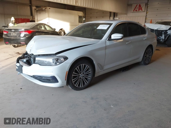 2020 BMW 5 Series 540i xDrive z VIN WBAJS3C0XLWW78586, wystawiony jako IAAI lot #41380055 z przebiegiem 44 310 mil mil oraz . Historia ofert i sprzedaży dostępna na DreamBid. Obrazek 16.