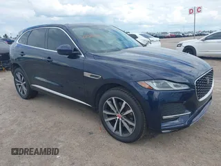 2023 Jaguar F-Pace S z VIN SADCJ2EX1PA705510, wystawiony jako IAAI lot #42238630 z przebiegiem 38 935 mil mil oraz . Historia ofert i sprzedaży dostępna na DreamBid. Obrazek 1.