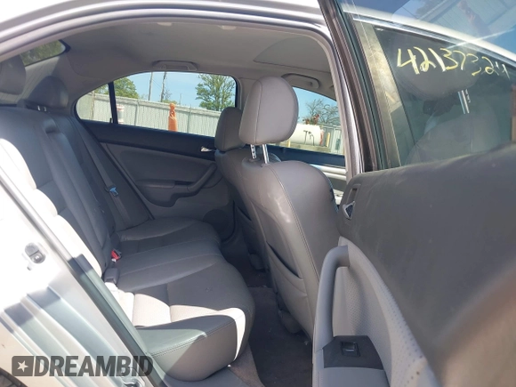 2005 Acura TSX with VIN JH4CL96825C035200, listed as a IAAI auction lot 42137324 with 227,057 mi miles and . Bid and sale history available at DreamBid. Image 8.
